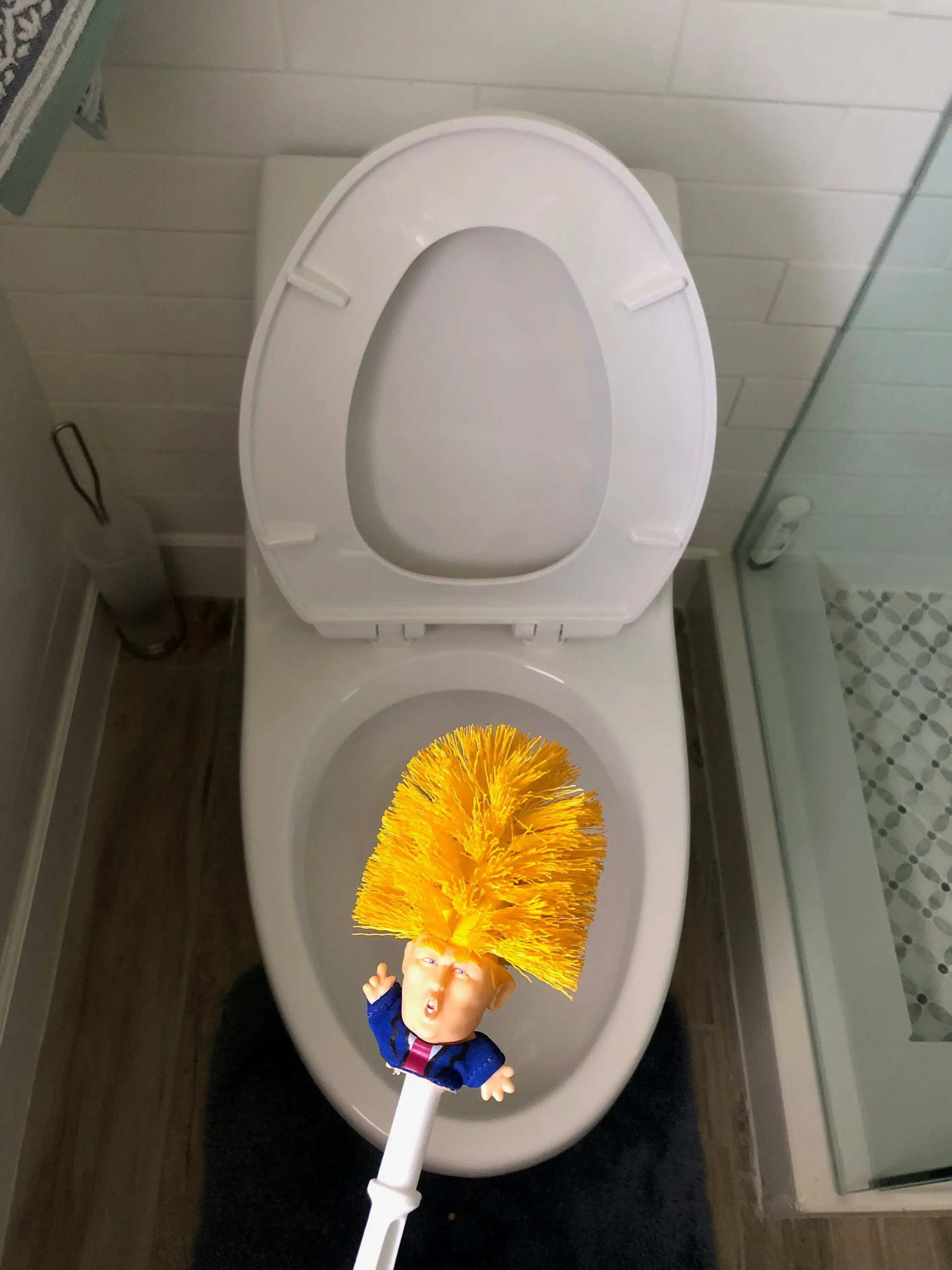 

Trump Toilet Brush Donald Trump,Original Trump Toilet Brush, Vent Toy Make Toilet Great Again, Commander In Crap