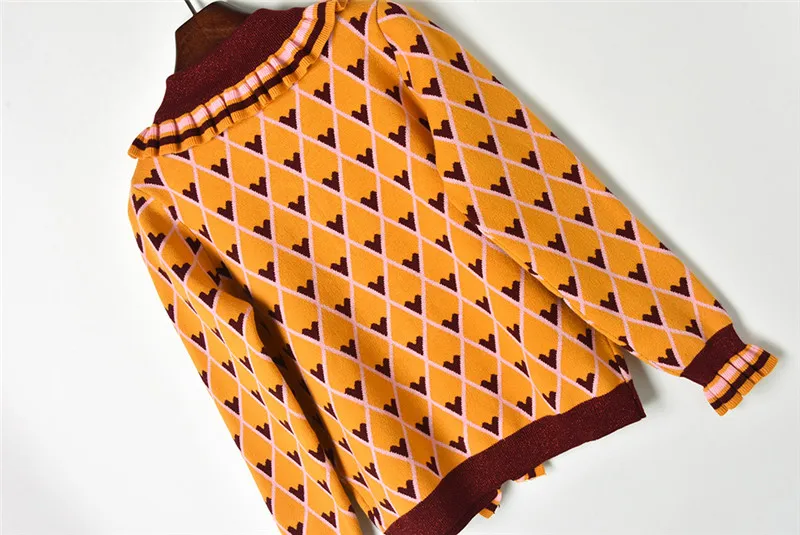 Роскошный дизайнерский брендовый весенний вязаный кардиган для женщин с бантом и сердечком, свитер с оборками, Топ C-324