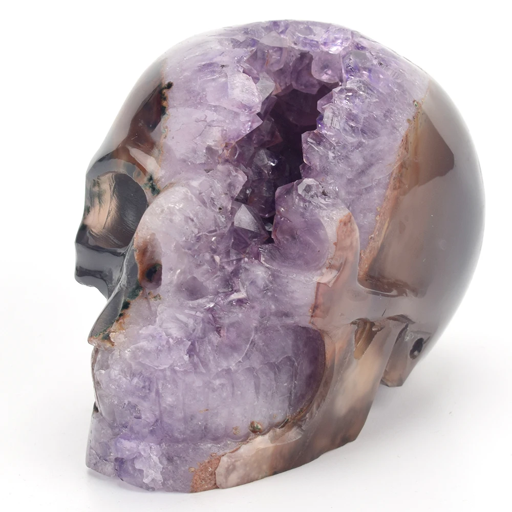

Natural Amethyst Geode Crystal Skull Statue Realistic Healing Crystal Purple Skull Head Sculpture Handmade Carved Home Decor