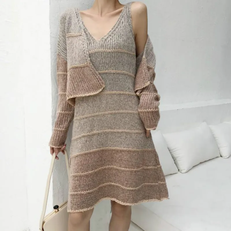 Acheter Deux Pièces Ensemble 2019 Hiver Automne Robe Pull Femmes Rayé V Cou Cape Réservoir Tricoté Robe Casual Robe Femme Conjunto feminino