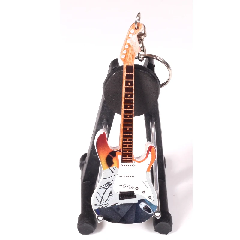 IM деревянный миниатюрный брелок-гитара с 15 различными моделями, двойные шеи гитары - Цвет: 036