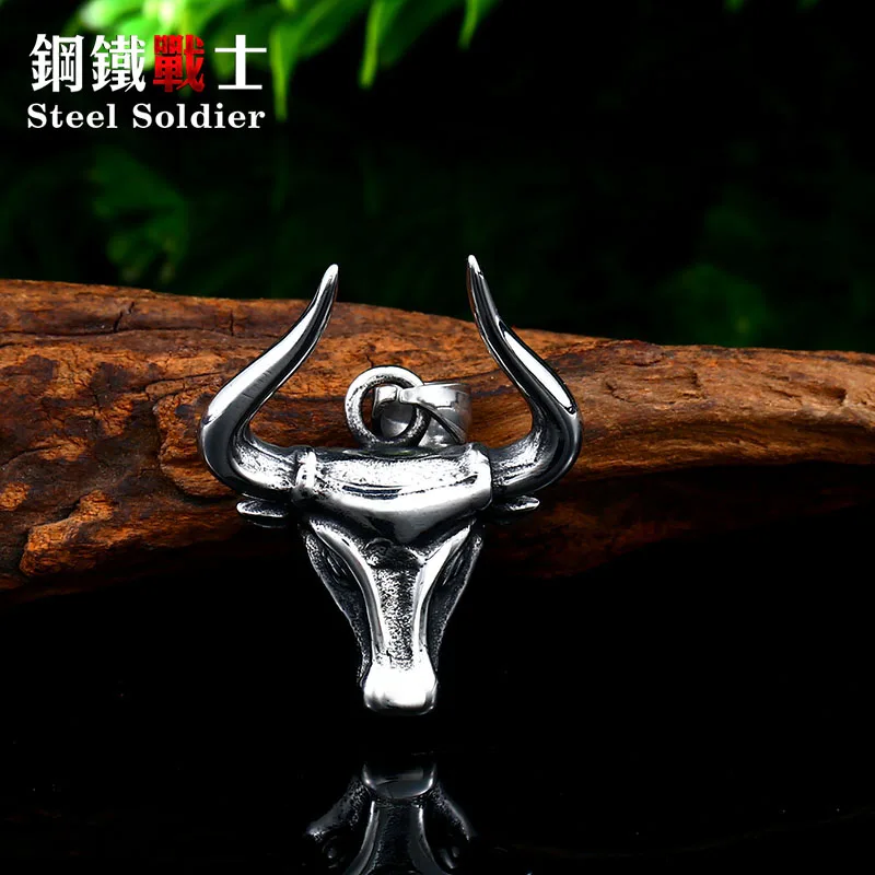

Steel soldier new arrival punk Odin bull stainless steel men pendant necklace pagan popular wallet wall street bull jewelry