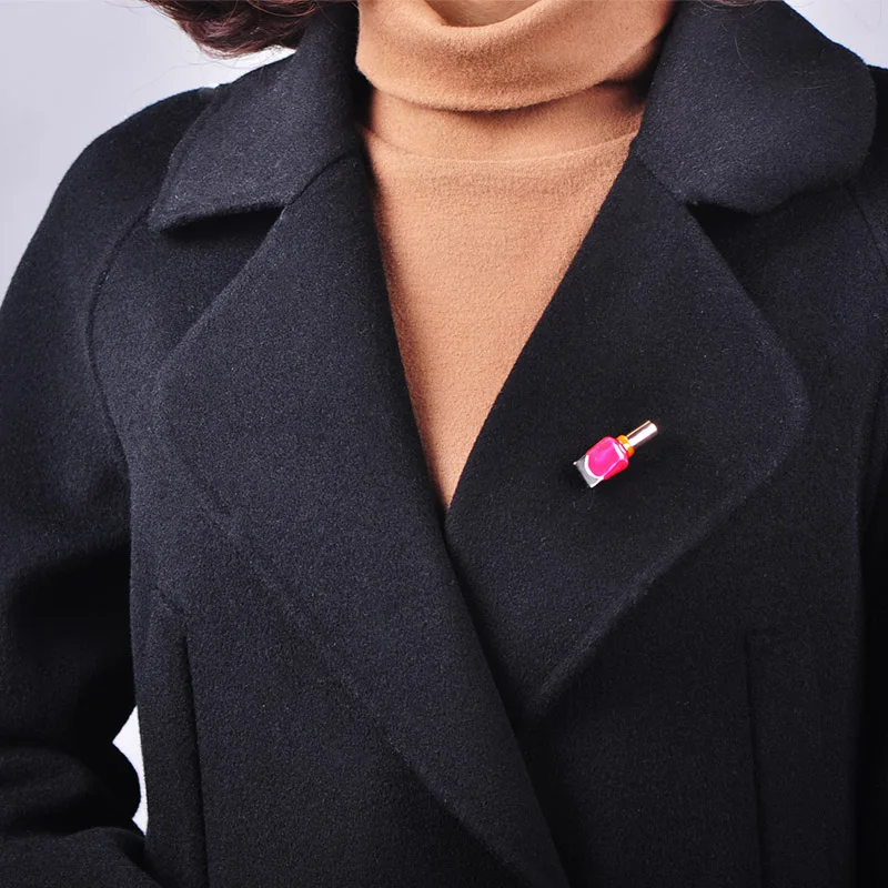 Blucome Creative Nail Polish Shape Brooch Gold Color Fashion Jewelry Pin Women Girl Backpack Clothing Coat Scarf Accessories Hot