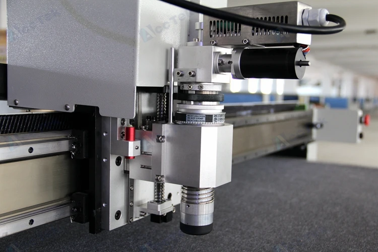 Тонкий ПВХ кожа прокладка cnc нож Вибрационный станок для резки 150*150 см с лучшей