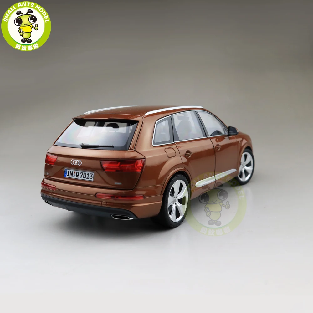 1/18 минишампы Audi Q7 Почти настоящий литой металлический Автомобиль SUV модель игрушки День рождения девочки мальчика подарок коричневый