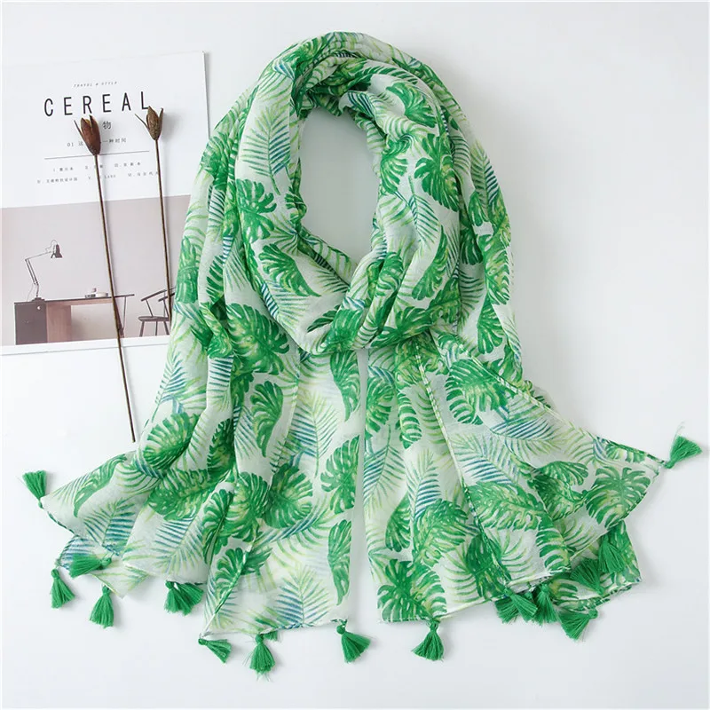 

Women Fashion Spain Brand Floral Viscose Scarves with Tassel Lady Summer Wrap Pashmina Shawls and Hijab Muslim Sjaal 180*90Cm