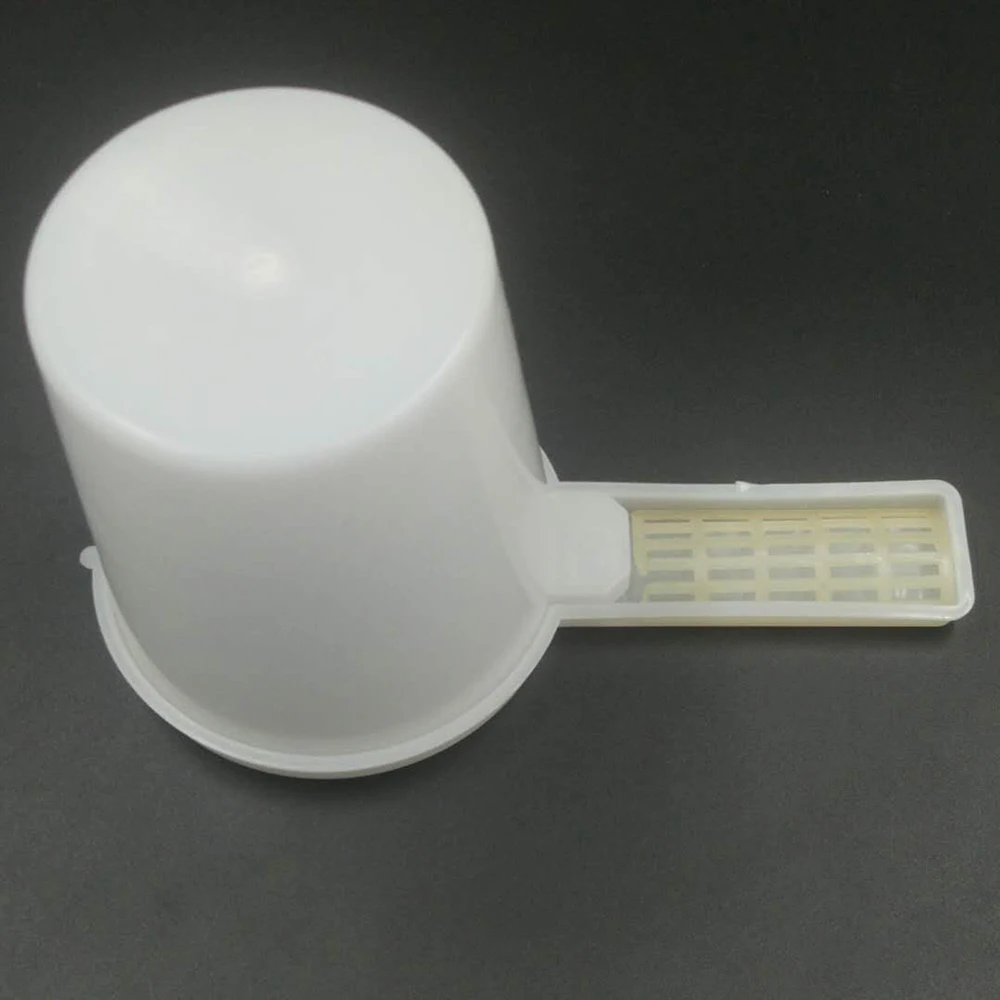 

2PCS feeders for bees drinking water bowl cups bee feeding beekeeping feeder tools hive system tools beeing apicultura supplies