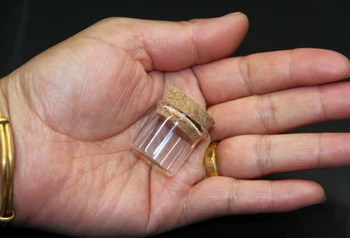 

200pcs 24*25mm 5ml Mini Empty Glass Bottles Wishing Bottle Vials Empty Sample Storage Tube Jars Containers with Cork Stoppers