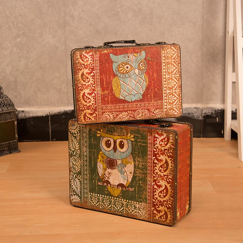 Retro Stylish European Storage Box Travel Out Suitcase Small Portable Wooden Antique Decoration Make Up Organizer Box