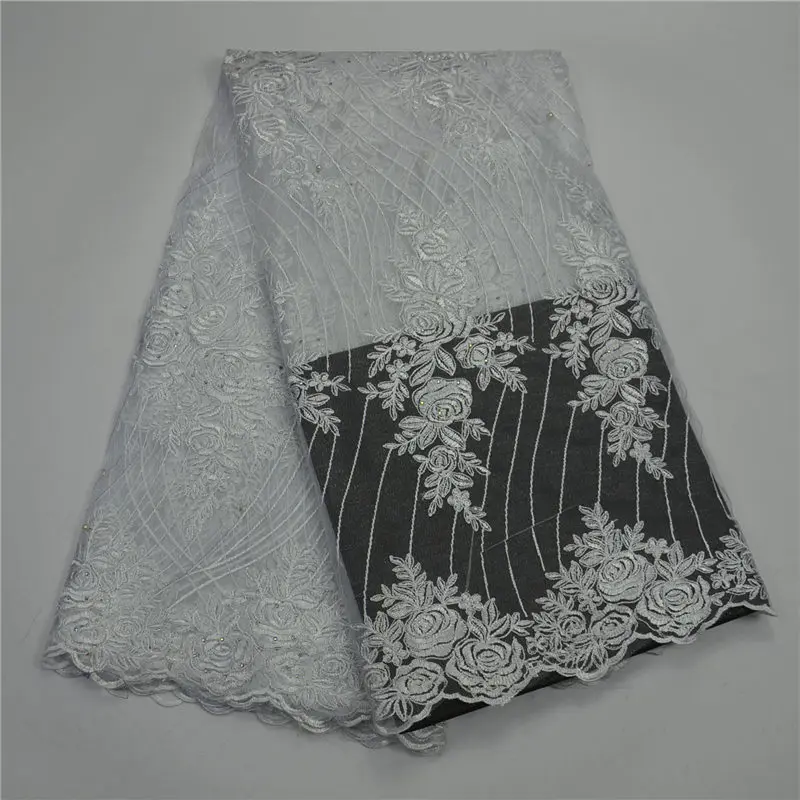 

Wholesale African Lace Fabrics High Quality 2018 White Lace Fabric Wedding Decoration with beaded For women Free shipping