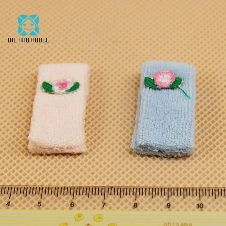 

1:12 Miniature Doll House Bathroom Pink and Blue Towels shower wash