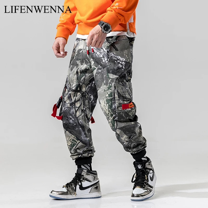 2019 Для мужчин уличной моды Для мужчин s Камуфляж Jogger брюки молодежи Повседневное весенние ботильоны Banded Pants бренд загрузки вырезать хлопок б...