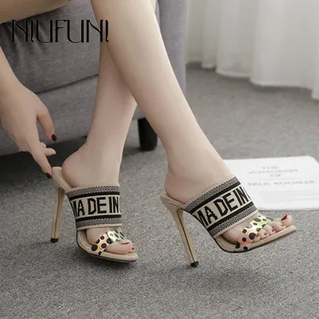 

Women's Slippers New Fashion Woven Color Pvc Color Matching Sandals And Slippers High Heels Women's Sandals NIUFUNI 2020 Summer