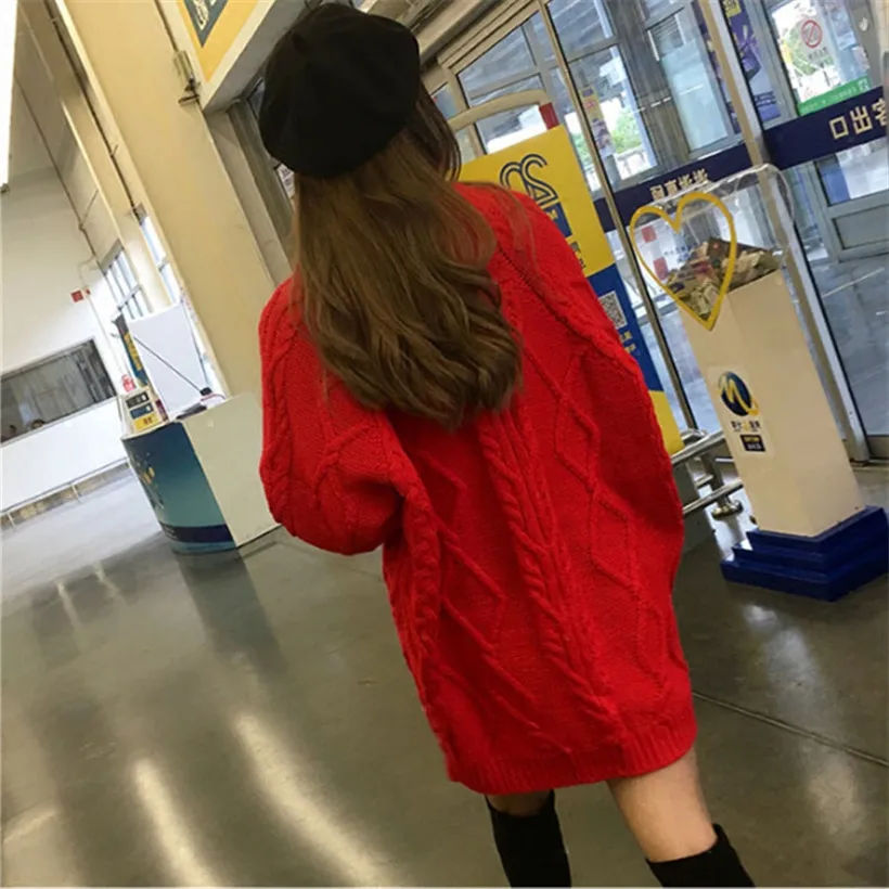 

2018 Autumn and winter round neck thick needle in the long twist large red sweater lady thick knit loose dress