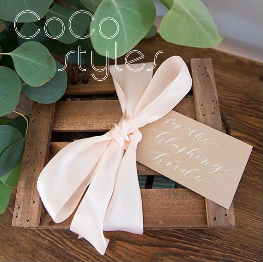

Cocostyles bespoke blank antique wooden crate box with handle and lid for wedding party event home decoration and gift packing