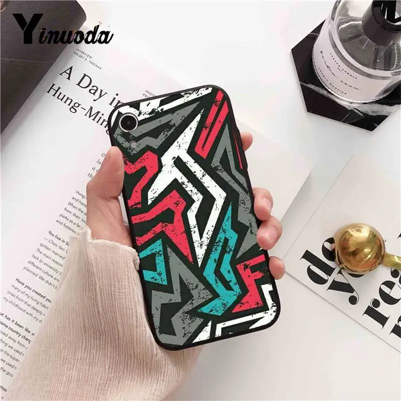 the simple image Graphics geometric Camouflage