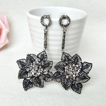 

5 Pairs Fashion flower shape earrings Paved Rhinestone Crystal Charm Dangle earrings Jewelry for women ER470
