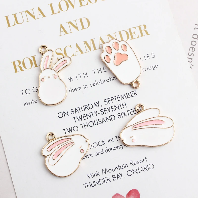 

10pcs Lovely Cartoon Rabbit Enamel Charms Bracelet DIY Drop Oil Pendant Gold Tone Metal Charm Earring Jewelry Accessories YZ132