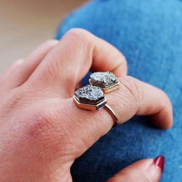 

1pcs adjustable size gold color black geometric stone rings for women alloy nickel free wj389