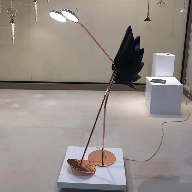 Пост-современный дизайнер страуса форма торшеры скандинавские простые стоячие лампы для гостиной модель комнаты домашний Декор напольные светильники