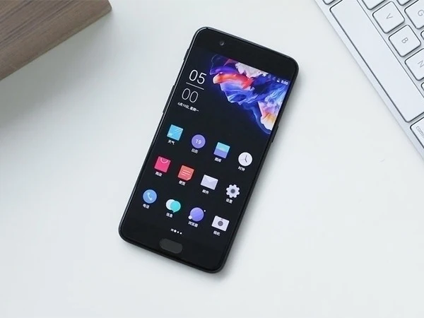 Новая разблокировка Оригинальная версия Oneplus 5 Android смартфон 4G LTE 5," 8 ГБ ОЗУ 128 Гб Две sim-карты 1080x1920 пикселей Мобильный телефон