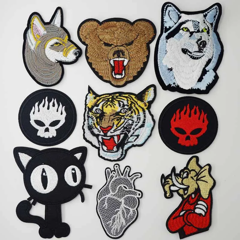 

Animal Mammal Wolf Big Iron On Patches Sewing Embroidered Applique for Jacket Clothes Stickers Badge DIY Apparel Accessories