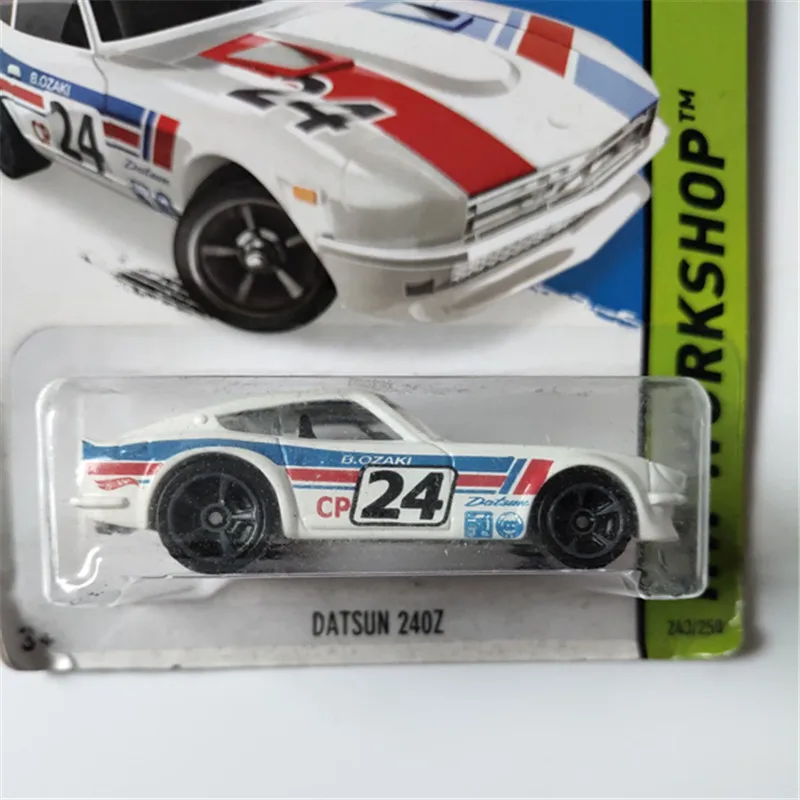 Случайные 4 штуки Hotwheels мини металлический автомобиль hotwheel трек гоночный Спорт