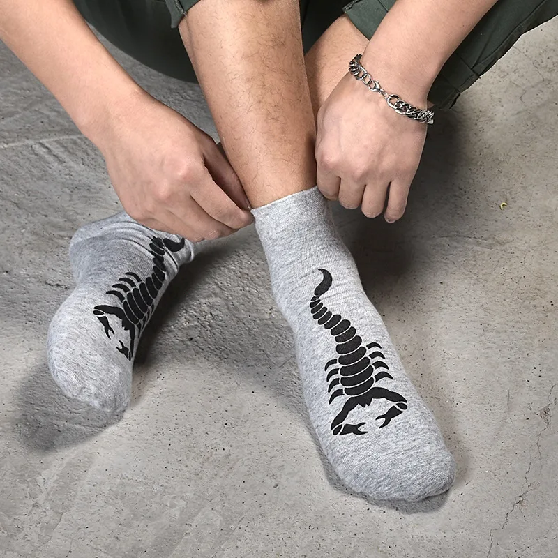 

KingDeng Totem Ankle Breathable Non-Slip Socks Harajuku Thin Section Fashion Design Simple Non-Slip Man Cool Summer Deodorant