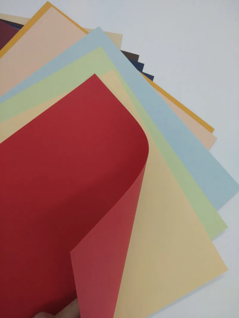 

New A4 250g Pure Wood Pulp Double Sided Color Paper Card Decor DIY Card Craft Paper Sheets Supermarket 36pcs 12 Color