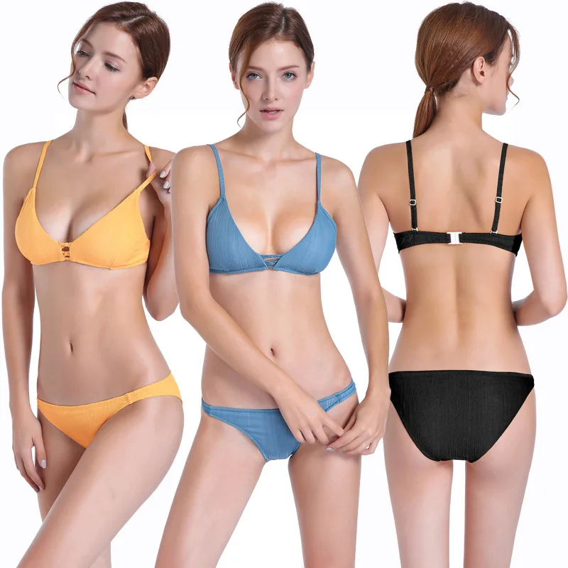 

2019 new European and American Women's Solid color low waist triangle cup split bikini