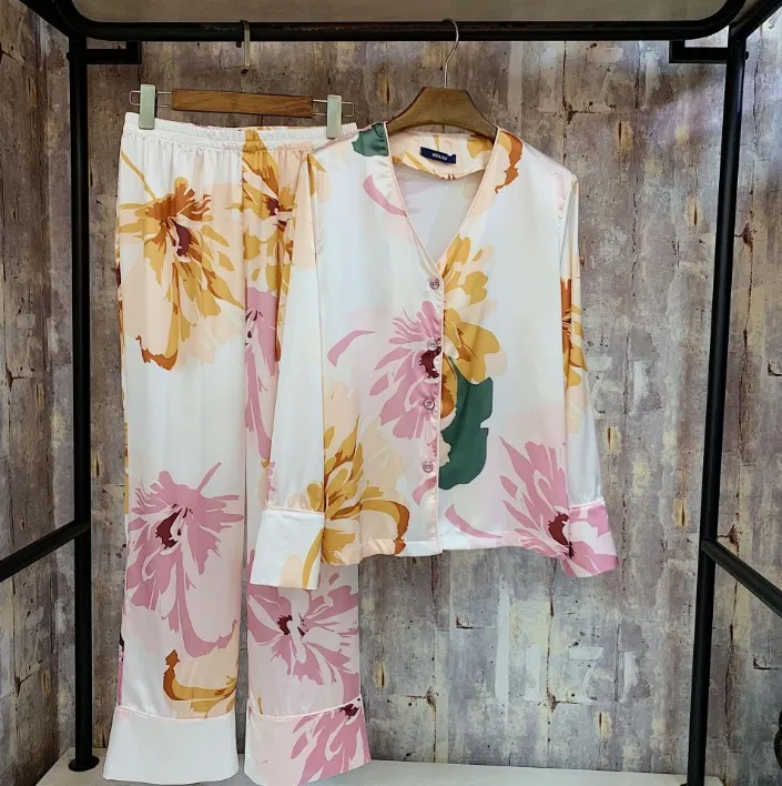

2019 New Fashion Spring Women V-neck Long Sleeve Pajamas Leisure Printed Silk Satin Sleepwear Two-piece Pants Set Home Clothes