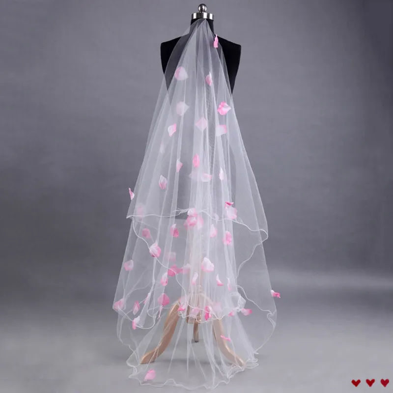 

Romantic Wedding Veil Dress Pink Petals Decoration Veil Layers Tulle Ribbon Edge Bridal Veils