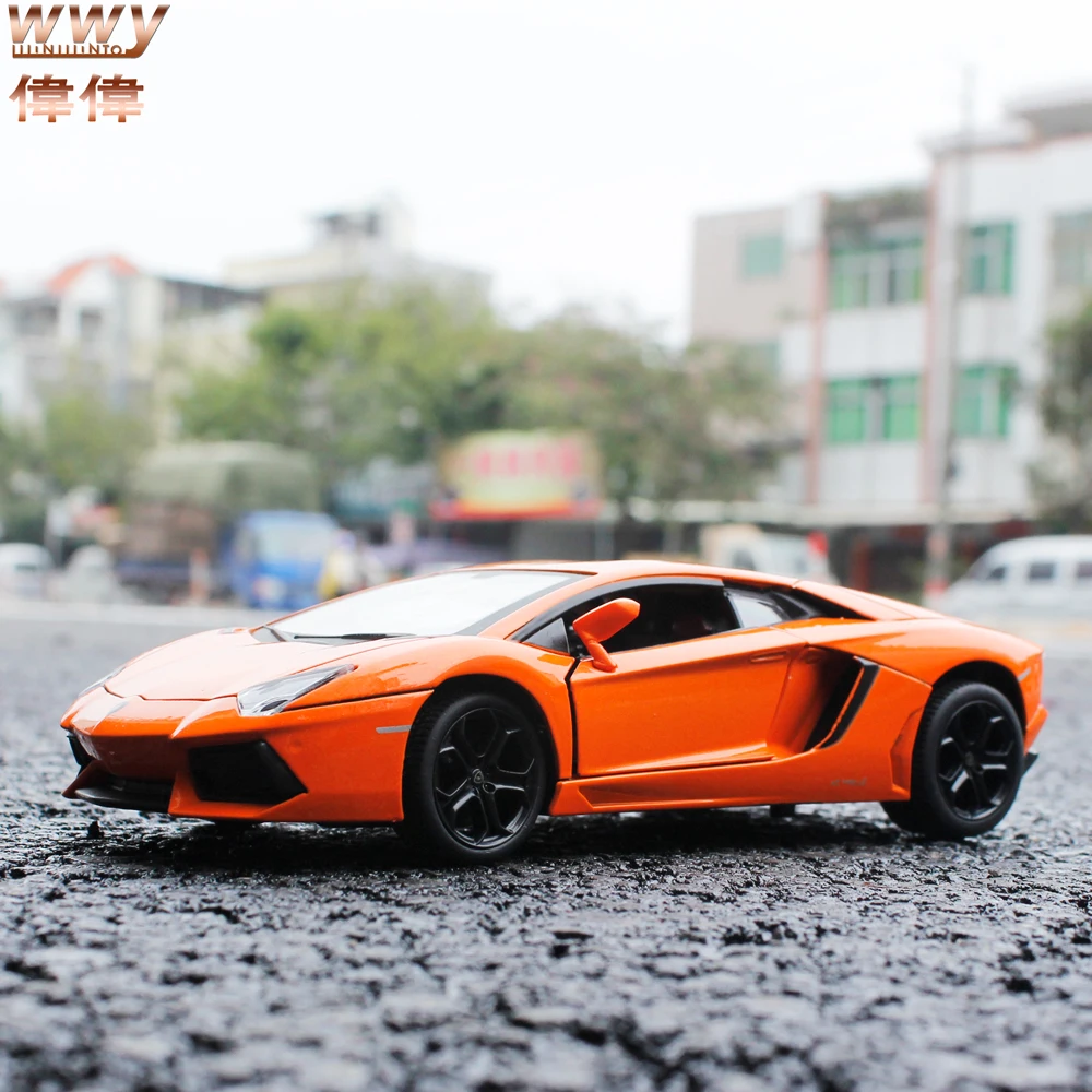 Hot Wheels 124 Scale Aventador LP 700 4 Supercars Diecast Vehicle