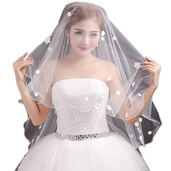 

Womens Bride Married Romantic Sweet Flower Appliques Short Wedding Veil Bridal