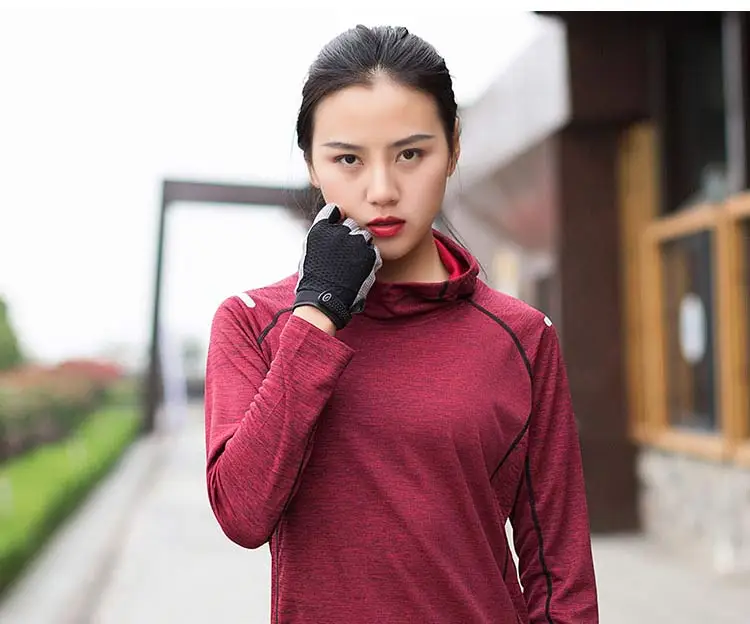 Women-Running-Shirt-Hooded_09