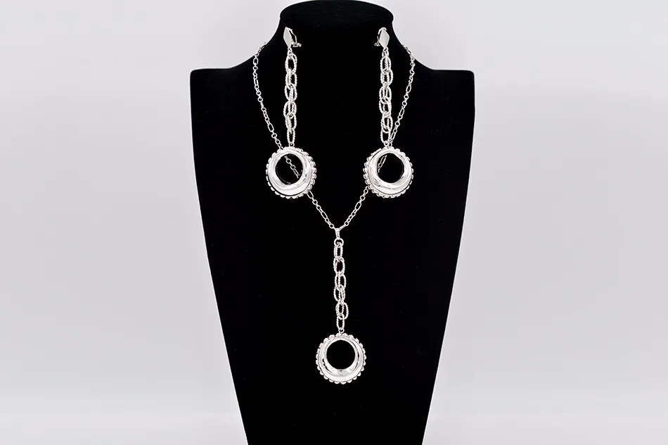 Jewelry sets (2)