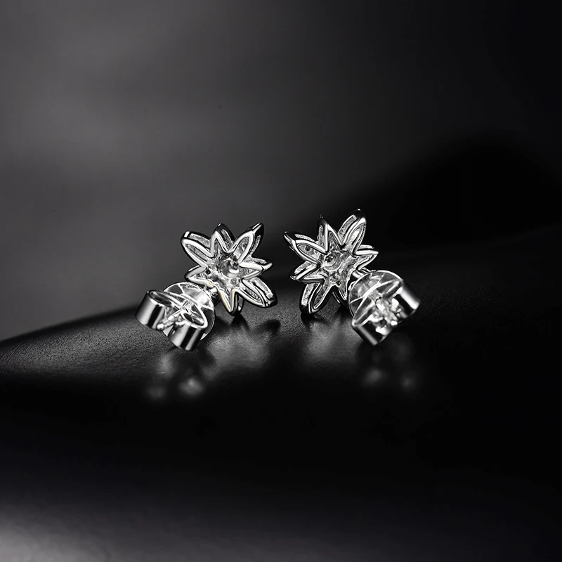 Роскошные женские серьги из 18 каратного белого золота с бриллиантами|earrings