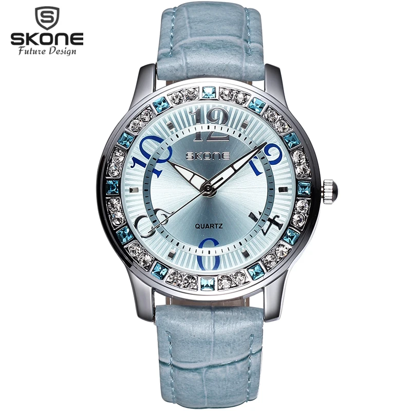 

2019New Listing Fashion Luxury Crystal Rhinestone Women Watch Leather Strap Casual Waterproof Quartz Women Watch RelogioFeminino