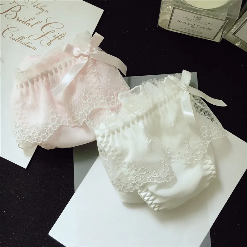New products flower buds big lace lotus leaf girl underwear,sweet