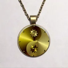 Steampunk Gear Tai Chi Antique Bronze Necklace Glass Cabochon Statement Silver Chain Pendant Necklace Accessories Jewelry