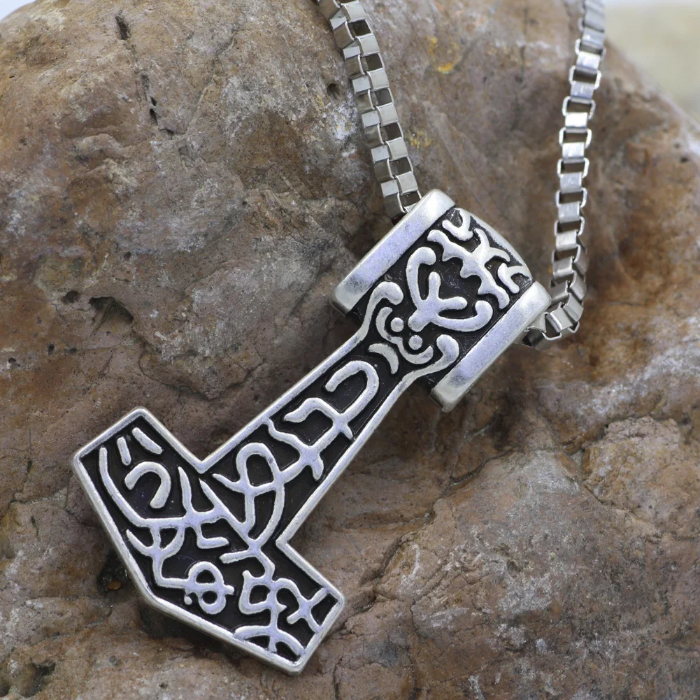 Collana in Acciaio NeckLace Mjolnir Martello di Thor Vikings Marvel con Rune