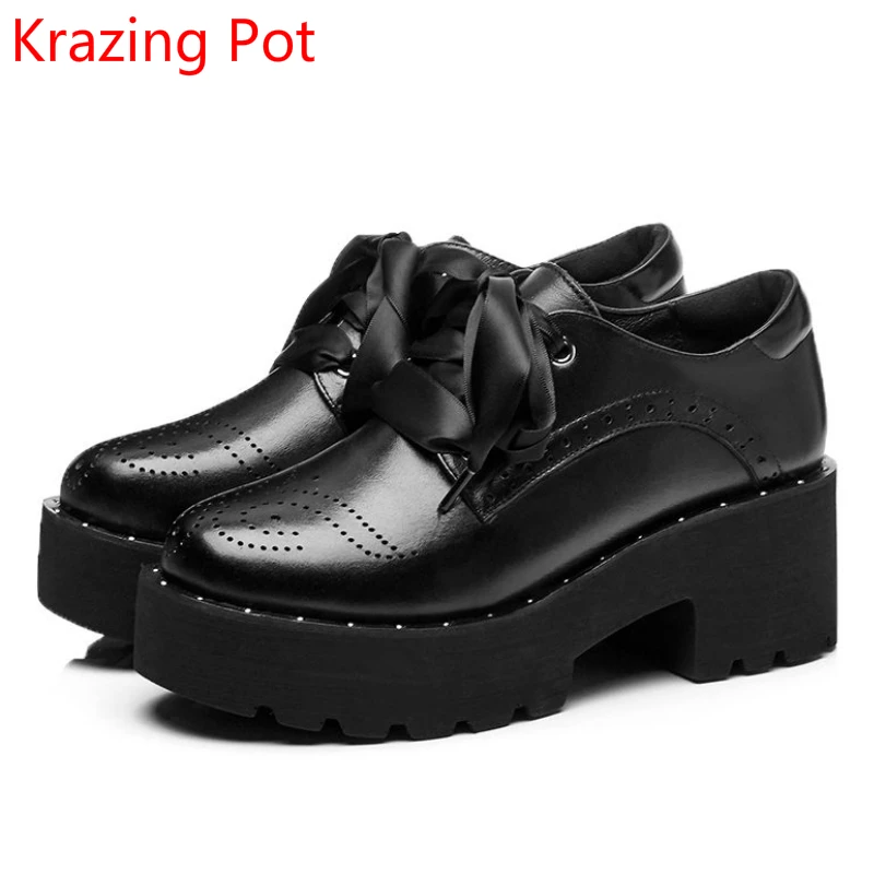 

2018 Shoes Woman Genuine Leather Round Toe Rivets Lace Up Bowtie Wedges Women Pumps Runway Sexy Platform Oxford Casual Shoes L03