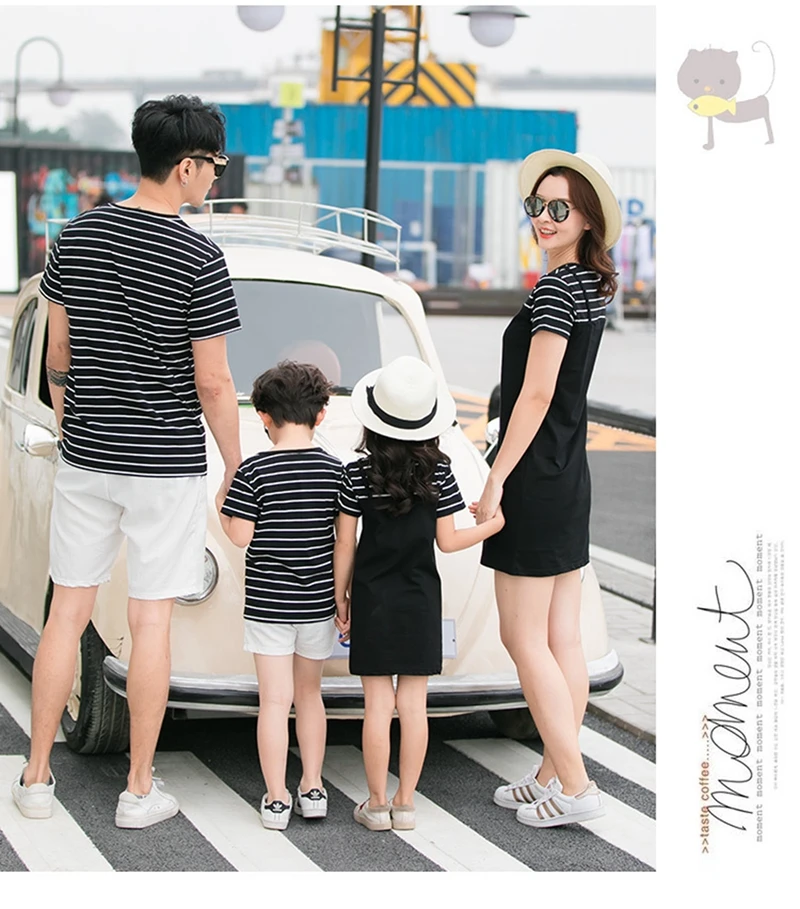 Одинаковые комплекты для семьи; летняя хлопковая черная футболка в полоску для папы и сына; платья из двух предметов для мамы и дочки; одежда для влюбленных пар