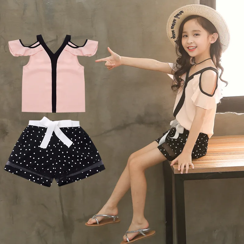 

2019 New Girls Clothing Sets Teens Kids Clothes Suit Children Fashionable Off Shoulder V-neck Shirt + Shorts Two-piece 4-12 Ages