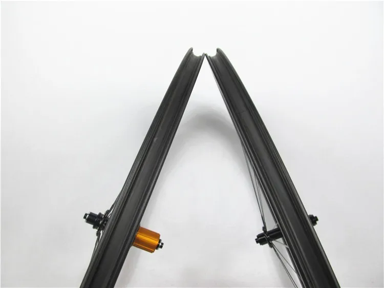 Best FSC50CM-25T bike wheelset! 700C clincher tubeless road wheel 50x25mm carbon wheels with EDhub Anti Bite Far sports UCI test 9 Best FSC50CM-25T bike wheelset! 700C clincher tubeless road wheel 50x25mm carbon wheels with EDhub Anti Bite Far sports UCI test 9