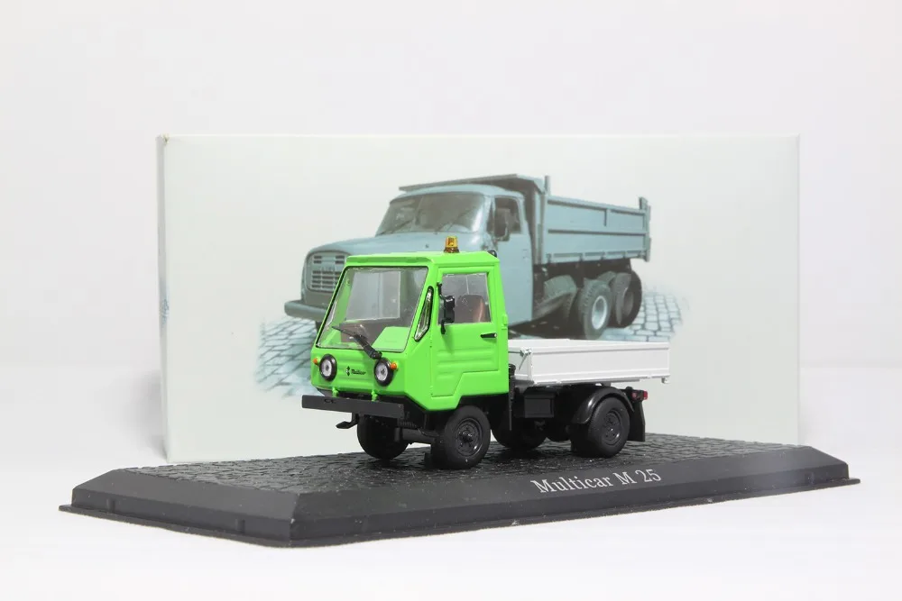 1 43 scale model figures