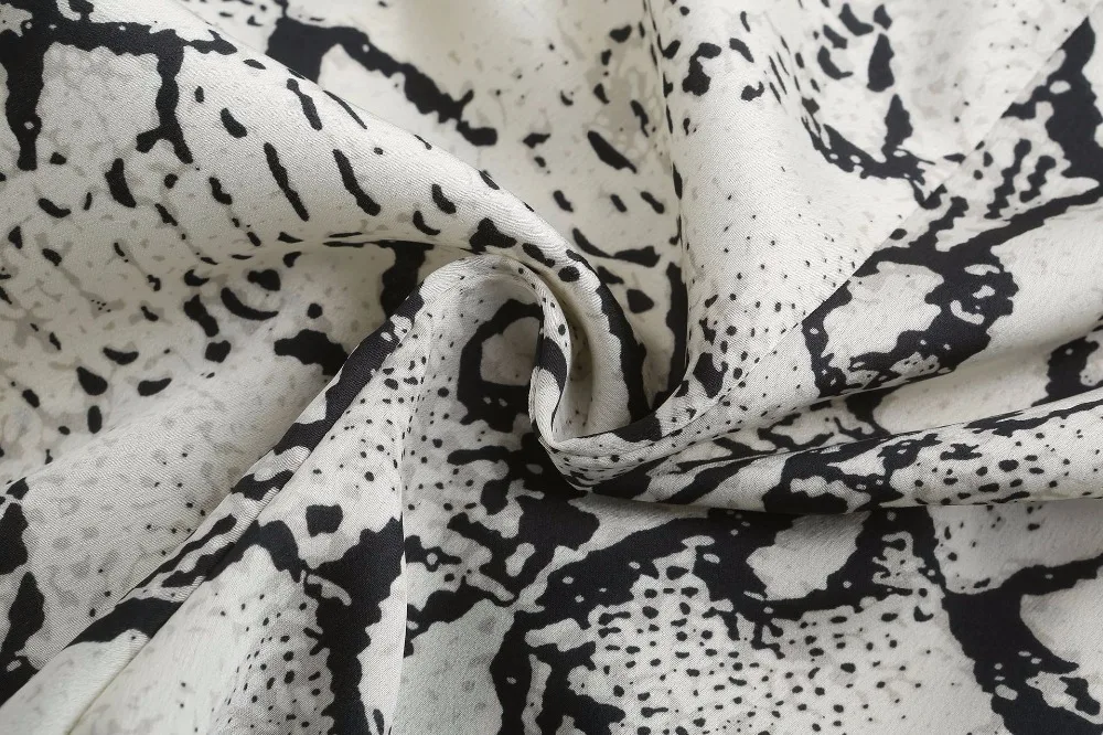 10287134088_984380723
