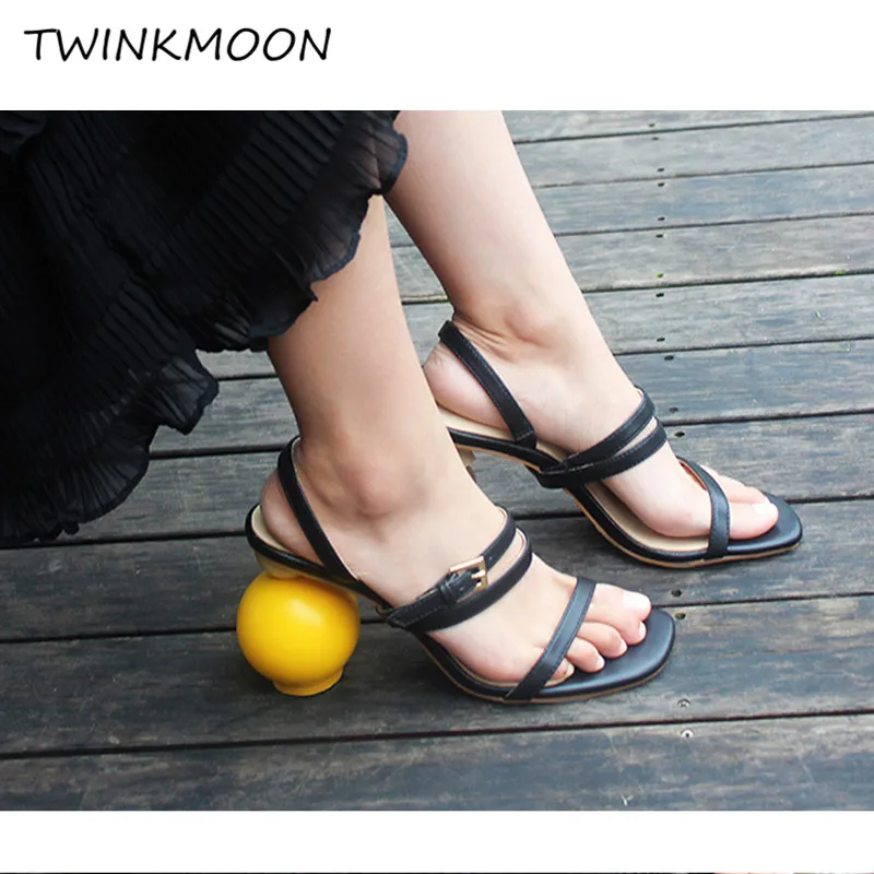 Flock heel sandal06