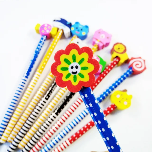 Hosaire 5PCS//Lot Crayon /à Papier Taille-Crayons en Bois Mignonne Motif de Chandail /à Neige de No/ël Kawaii Fournitures Scolaires Papeterie Cadeaux de No/ël id/éaux pour Les Enfants Couleur al/éatoire