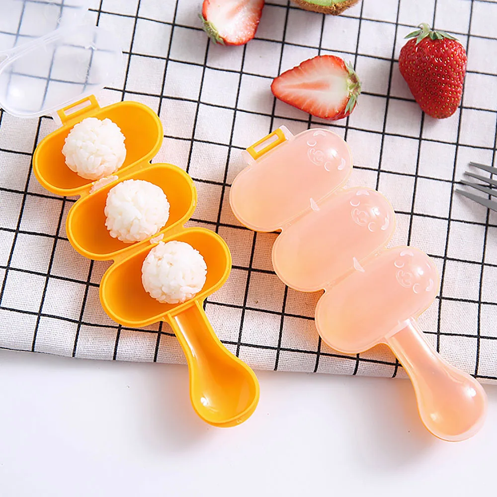 

Simple and fun non-toxic plastic DIY children's children shake rice ball mold kitchen tools and meal spoon
